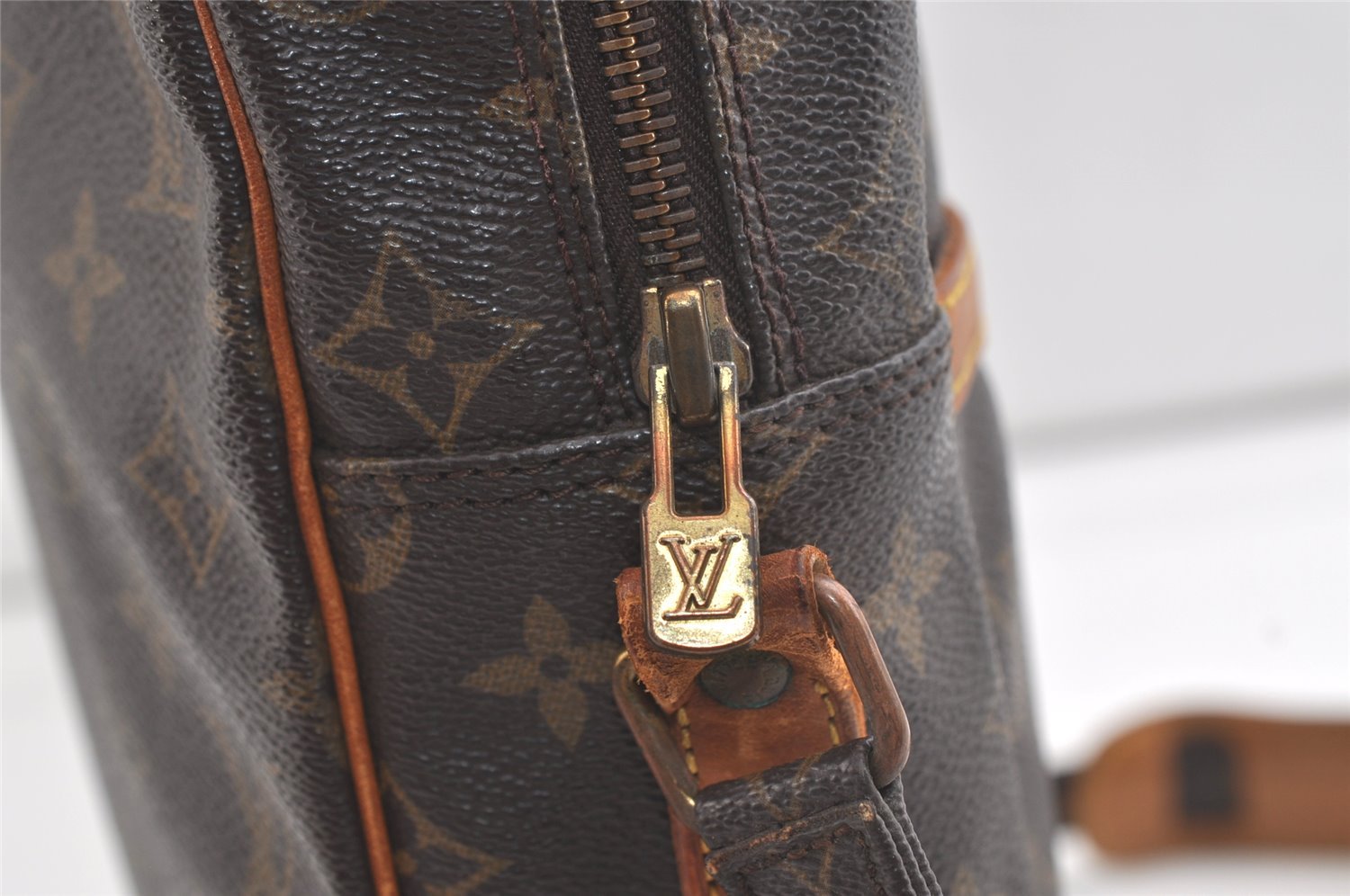 Authentic Louis Vuitton Monogram Danube MM Shoulder Cross Bag M45264 LV 4964K