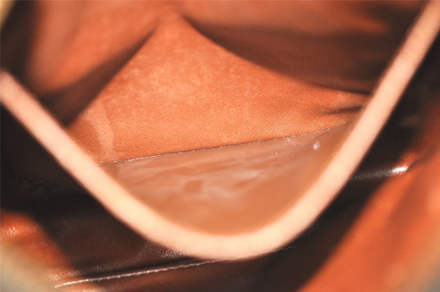 Authentic Louis Vuitton Monogram Danube MM Shoulder Cross Bag M45264 LV 4964K