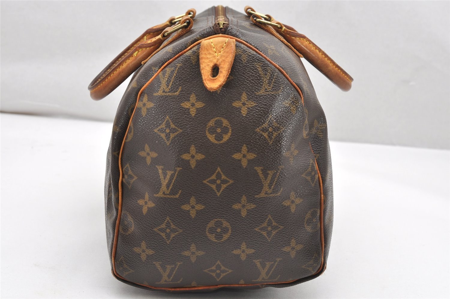 Authentic Louis Vuitton Monogram Speedy 30 Hand Boston Bag M41526 LV Junk 4966K