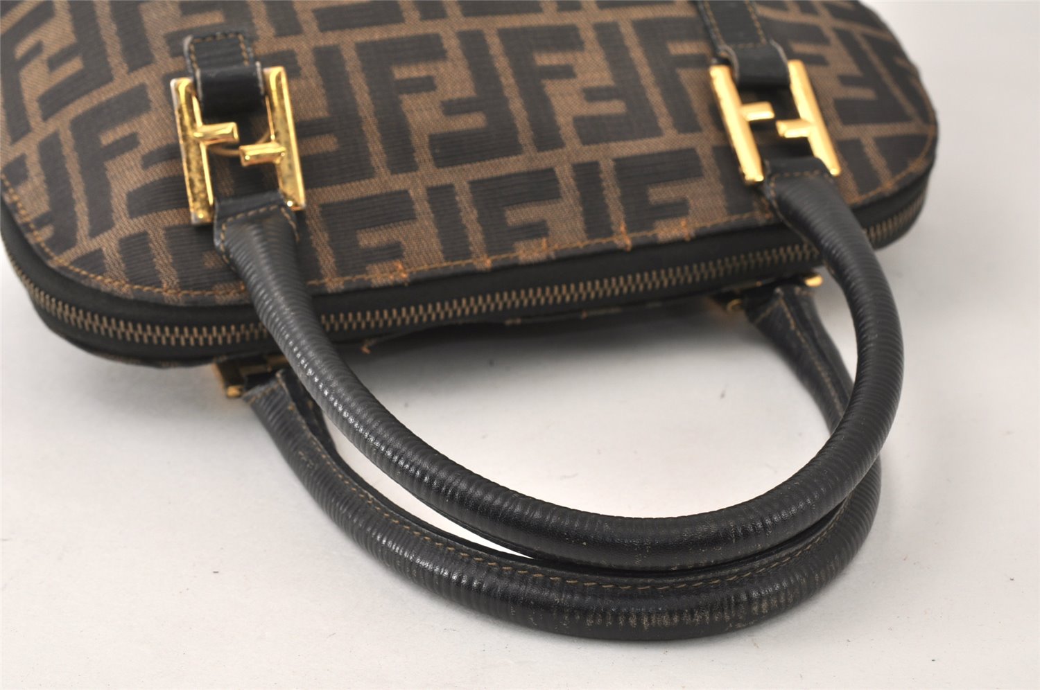 Authentic FENDI Zucca 2Way Shoulder Hand Bag Purse Canvas Leather Brown 4967K