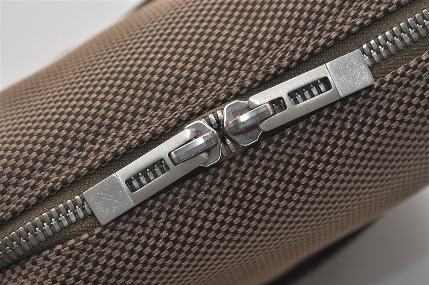 Authentic Louis Vuitton Damier Geant Citadin MM Shoulder Bag M93040 Brown 4969J