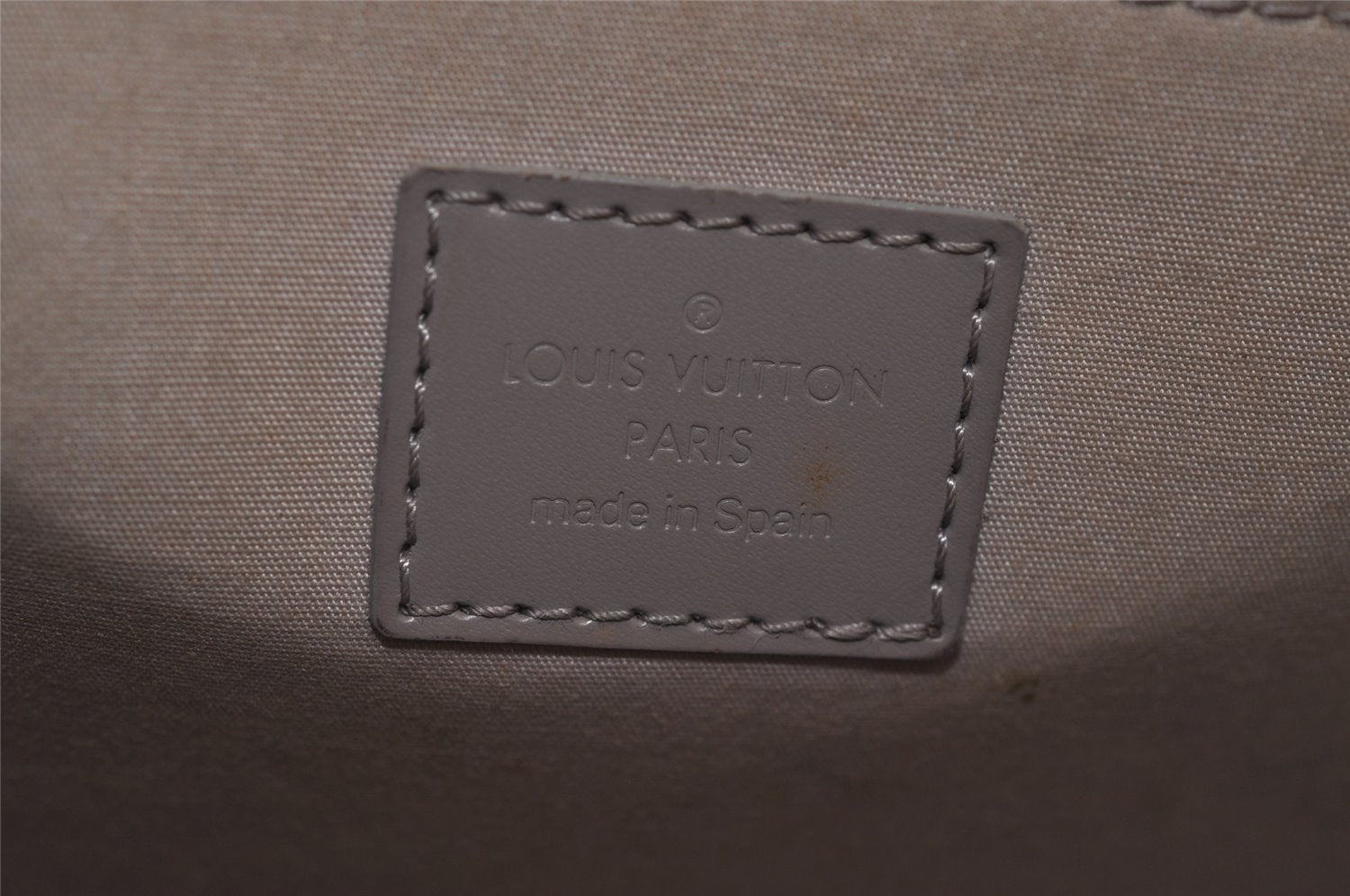 Authentic Louis Vuitton Epi Croisette GM Shoulder Hand Bag Gray M5250B LV 4972J