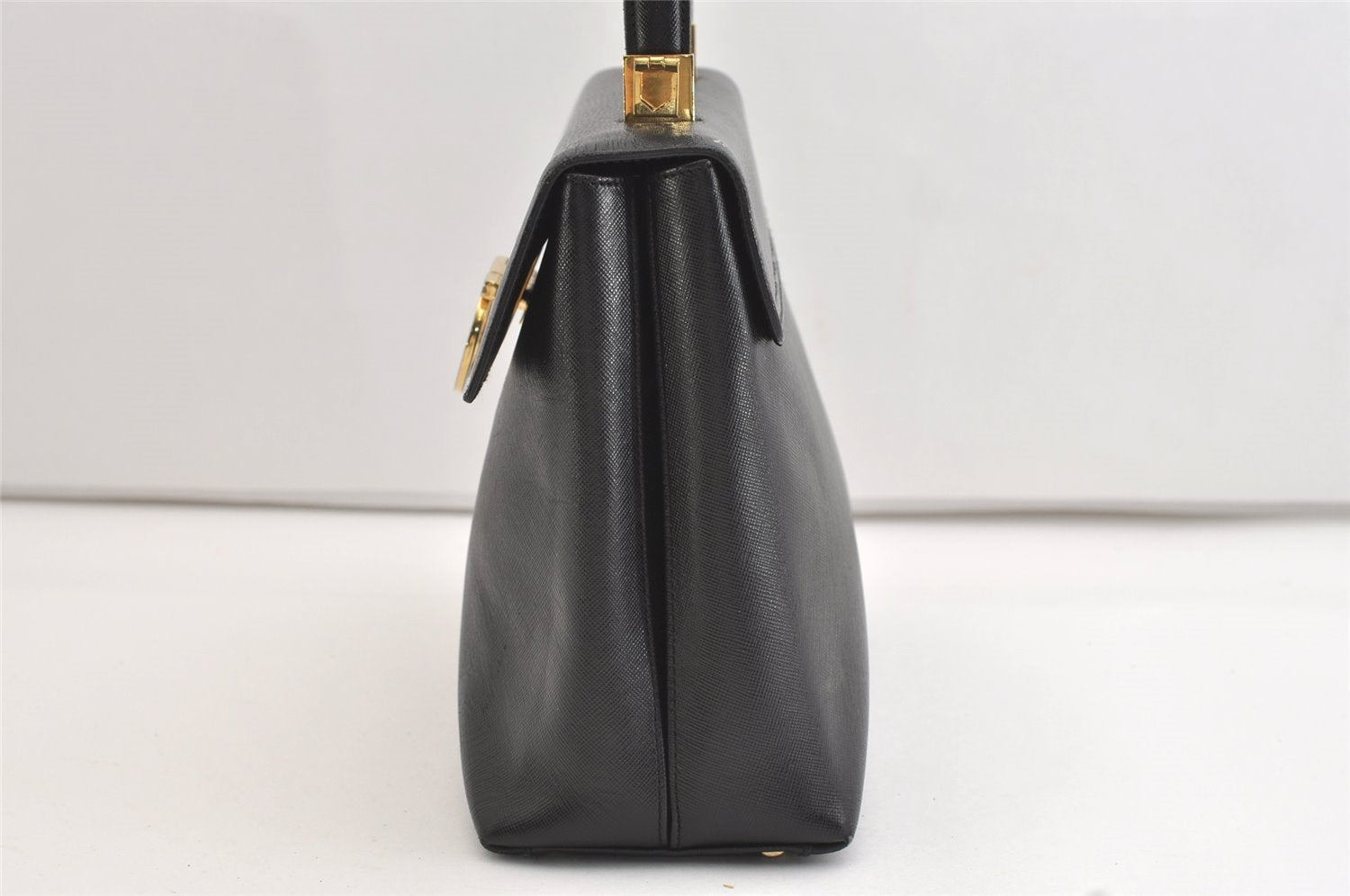 Authentic Salvatore Ferragamo Gancini Leather 2Way Shoulder Hand Bag Black 4974J