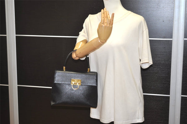 Authentic Salvatore Ferragamo Gancini Leather 2Way Shoulder Hand Bag Black 4974J