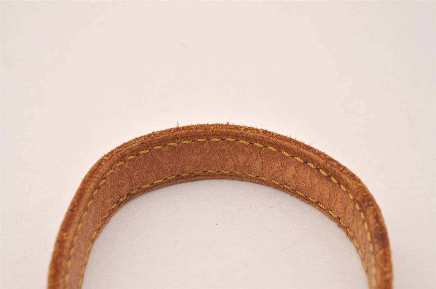 Authentic Louis Vuitton Leather Shoulder Strap Beige 40.4-47.6