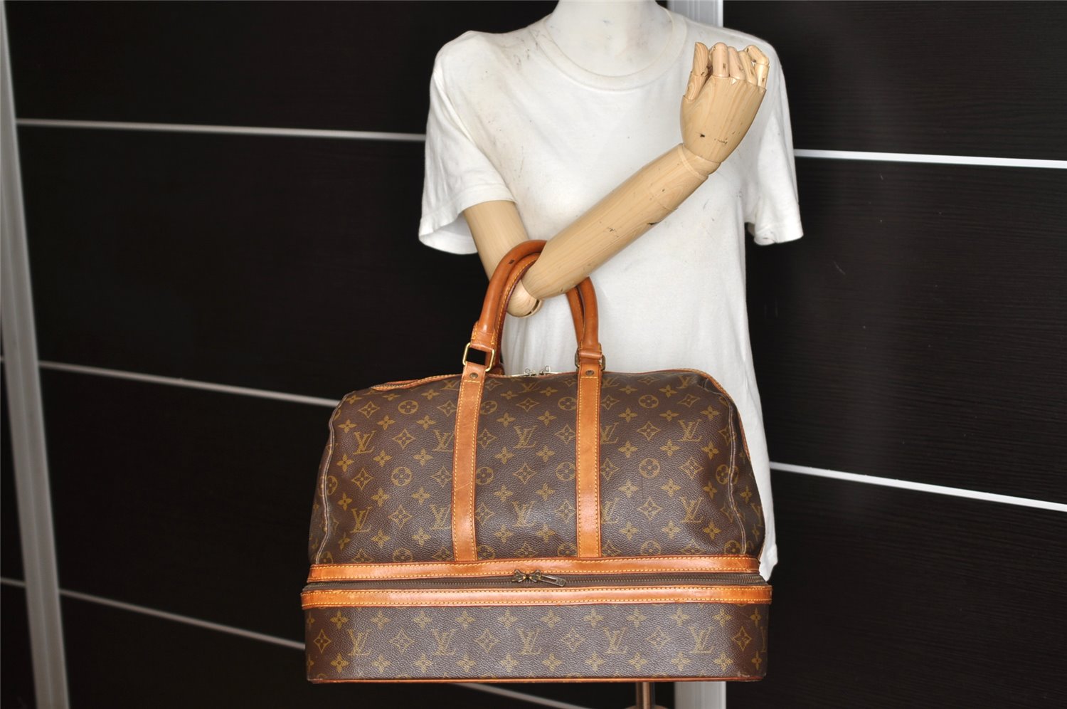 Authentic Louis Vuitton Monogram Sac Sport Travel Hand Bag Old Model LV 4975K