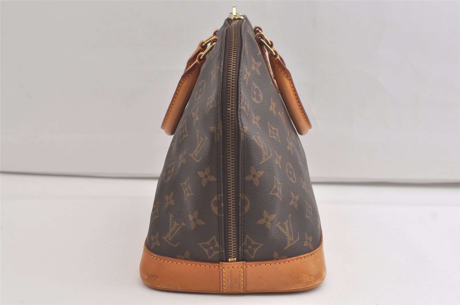 Authentic Louis Vuitton Monogram Alma Hand Bag Purse M51130 LV 4977K