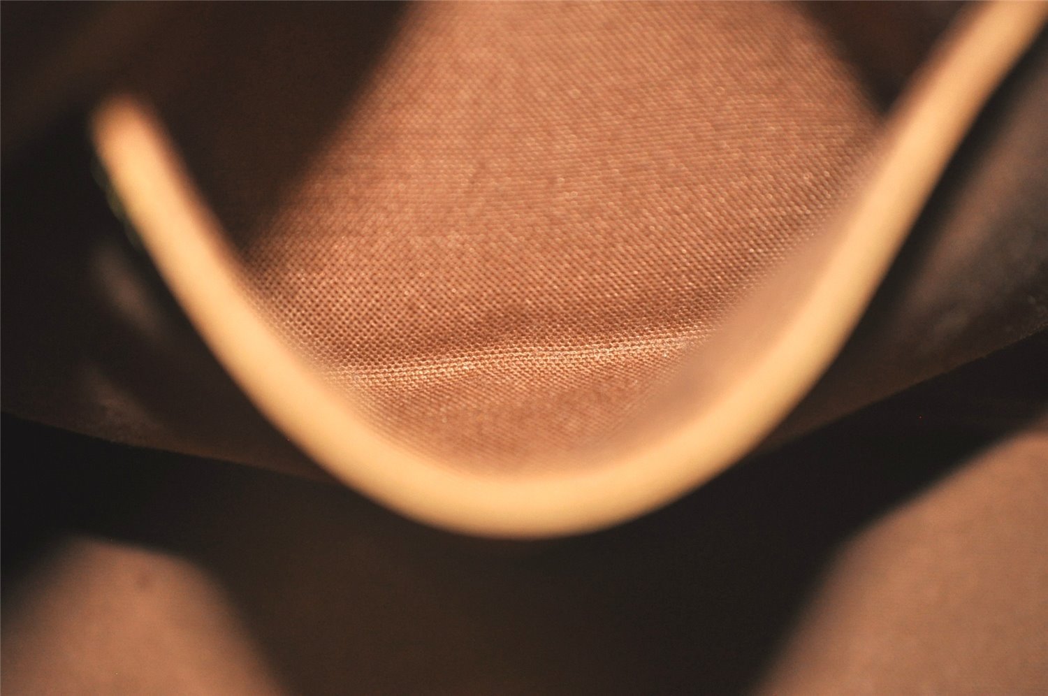 Authentic Louis Vuitton Monogram Alma Hand Bag Purse M51130 LV 4977K