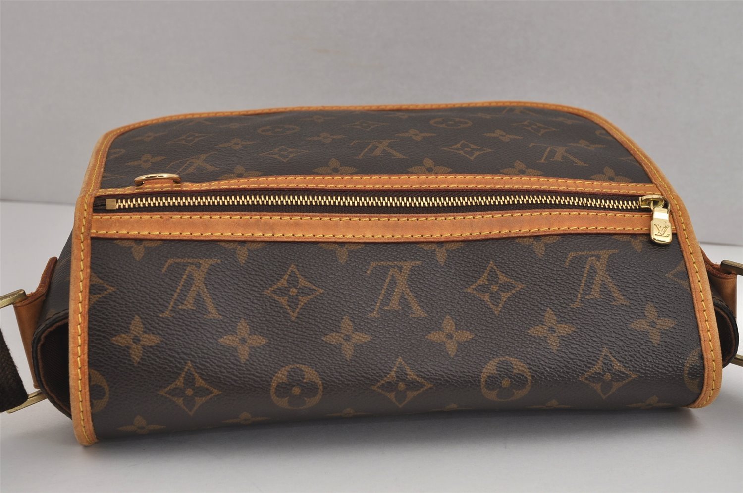Auth Louis Vuitton Monogram Messenger Bosphore PM Shoulder Bag M40106 LV 4979J