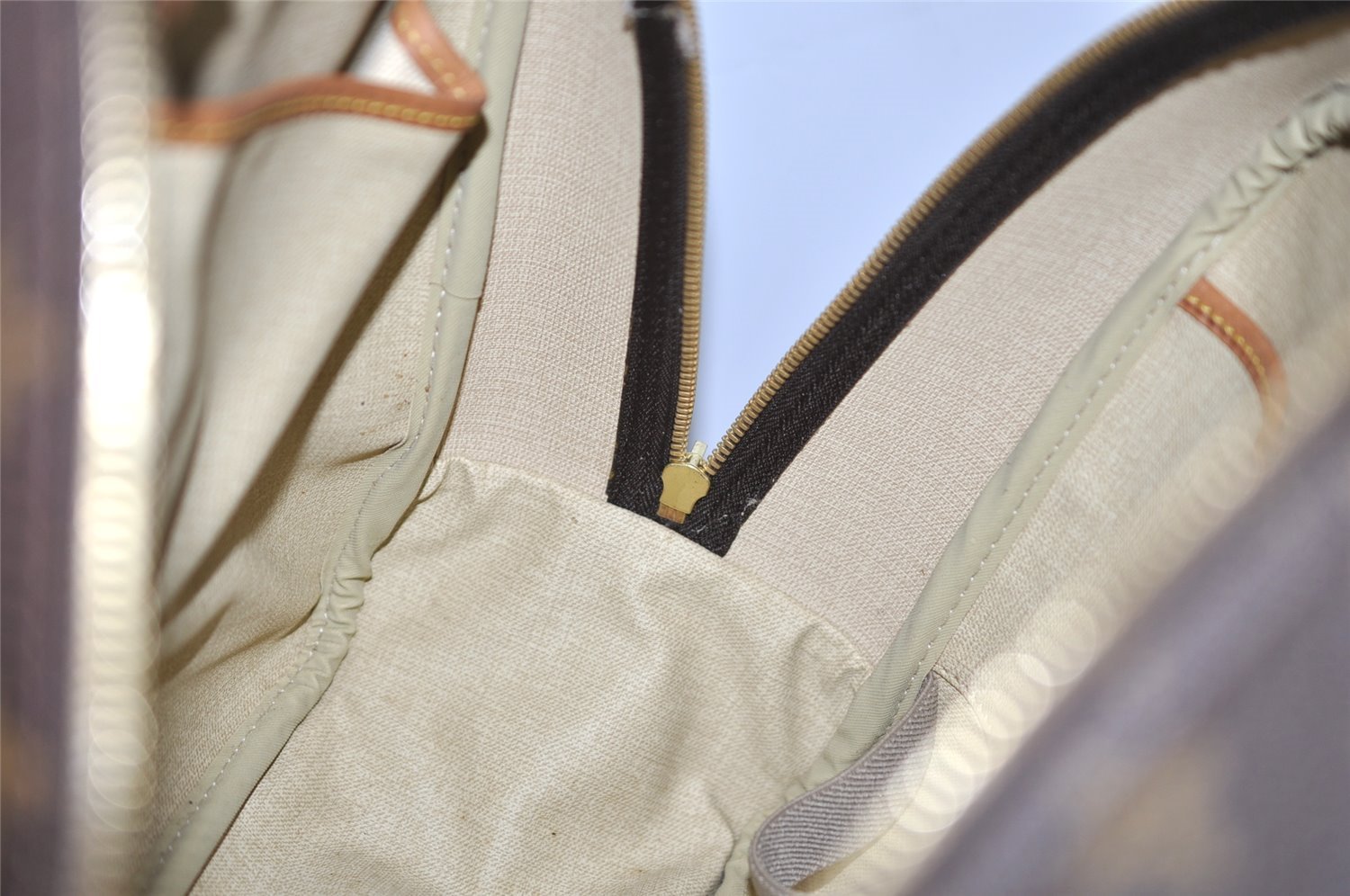 Authentic Louis Vuitton Monogram Deauville Hand Bag M47270 LV 4979K