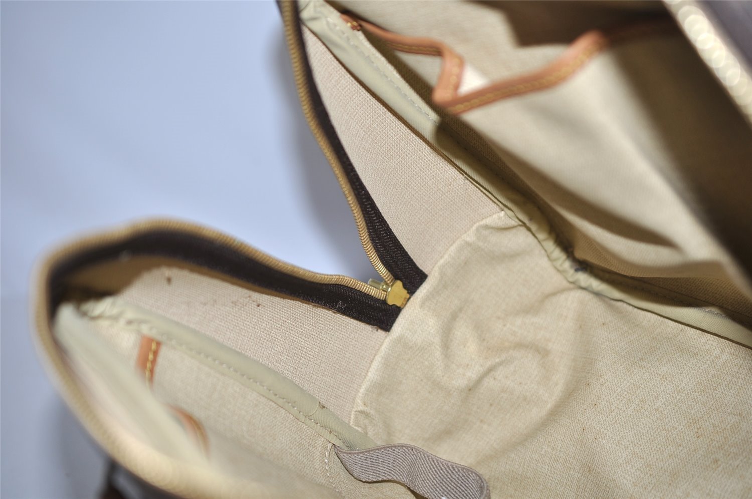 Authentic Louis Vuitton Monogram Deauville Hand Bag M47270 LV 4979K