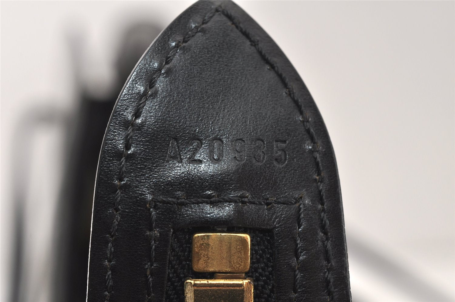 Auth Louis Vuitton Epi Saint Jacques Shopping Shoulder Bag Black M52262 LV 4980K