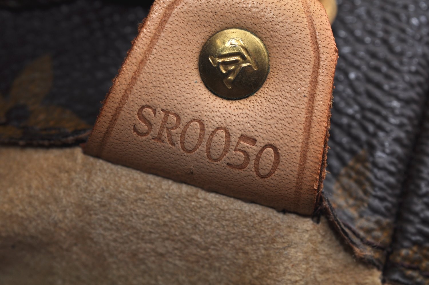 Authentic Louis Vuitton Monogram Luco Shoulder Tote Bag M51155 LV 4982J