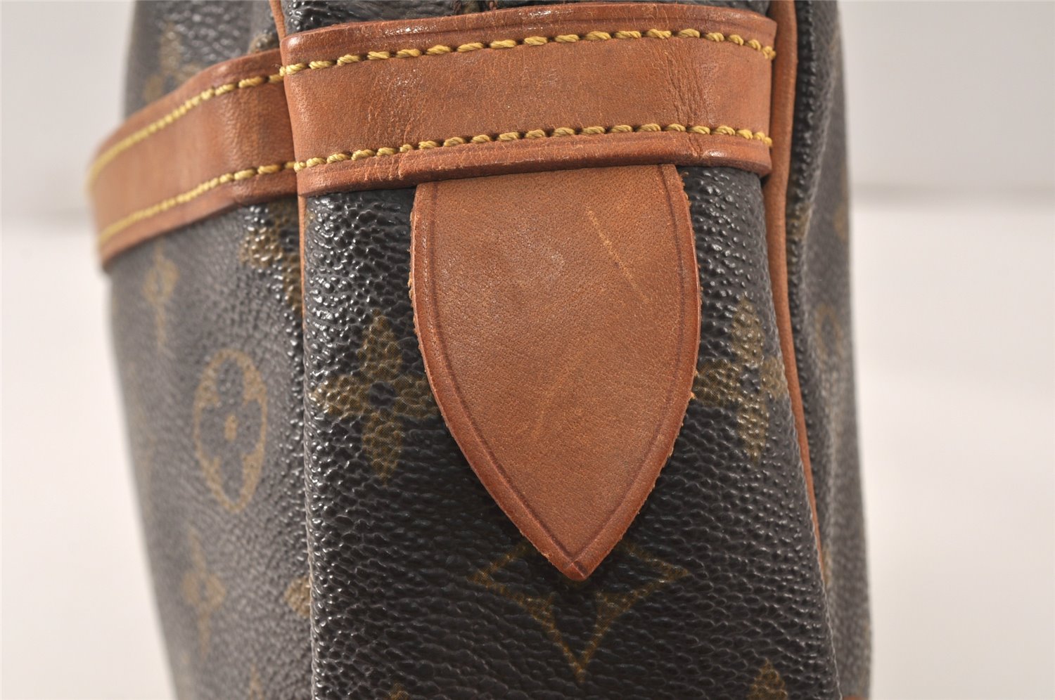 Authentic Louis Vuitton Monogram Compiegne 28 Clutch Hand Bag M51845 LV 4987K