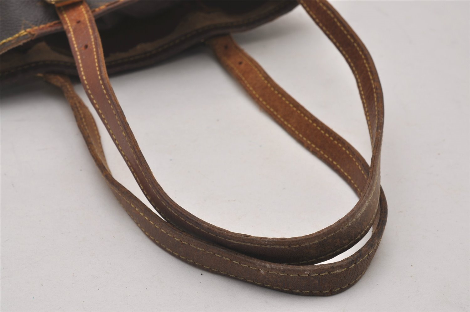 Authentic Louis Vuitton Monogram Bucket PM Shoulder Tote Bag M42238 LV 4989I