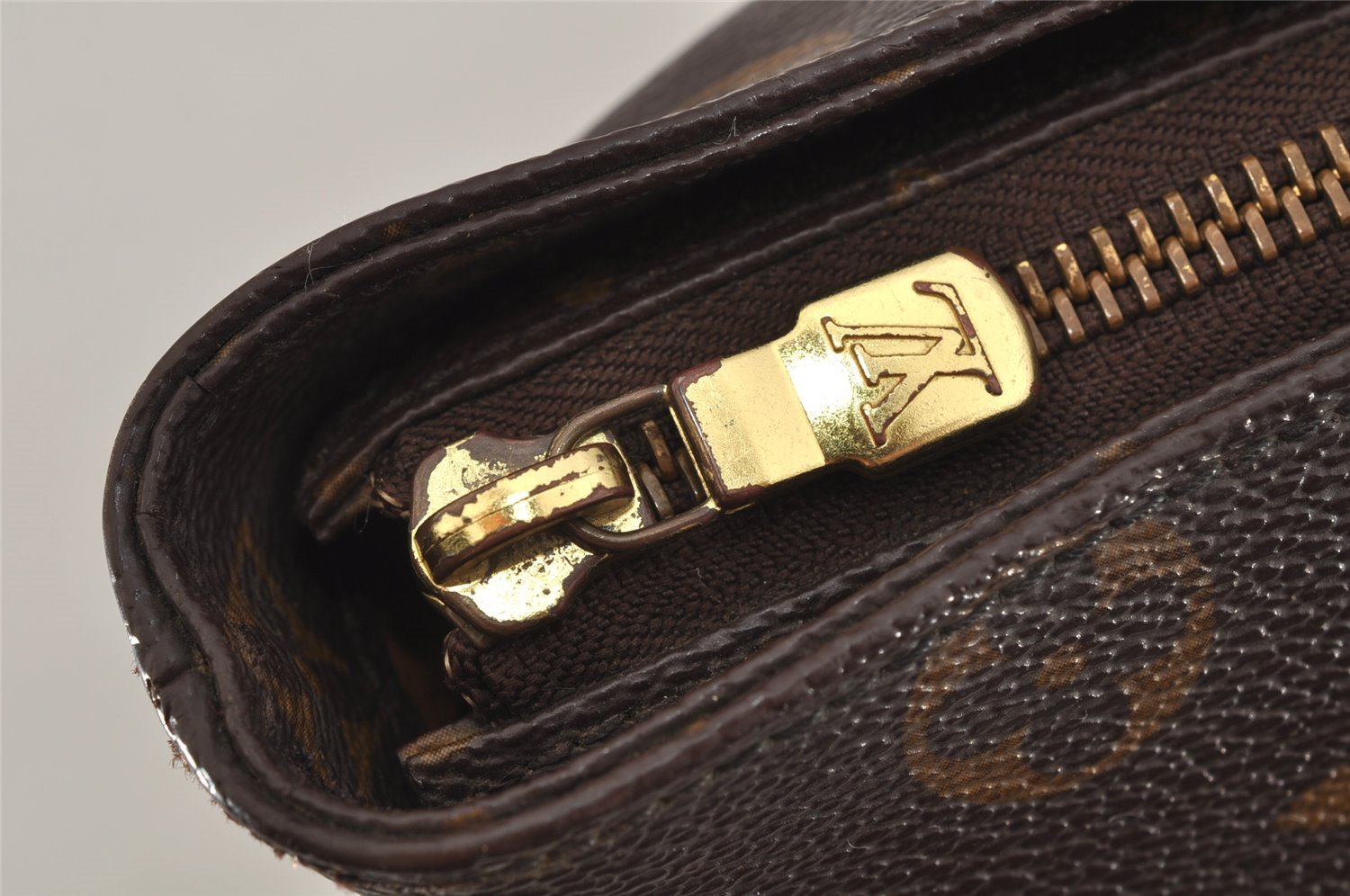 Authentic Louis Vuitton Monogram Cabas Mezzo Shoulder Tote Bag M51151 Junk 4996J