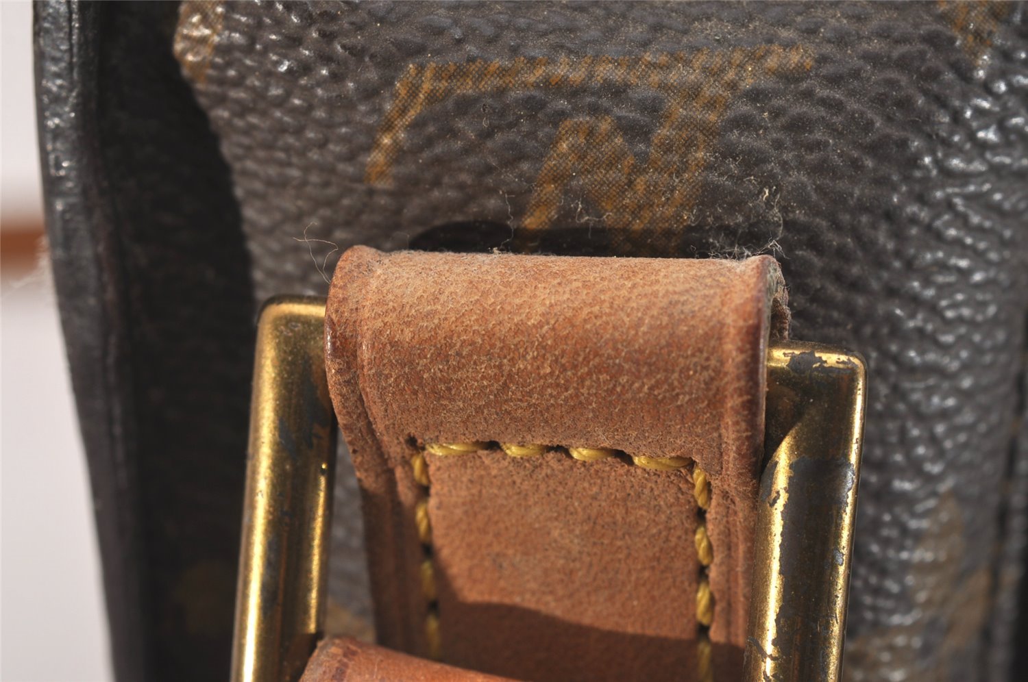 Authentic Louis Vuitton Monogram Saint Cloud GM M51242 Shoulder Cross Bag 4997J