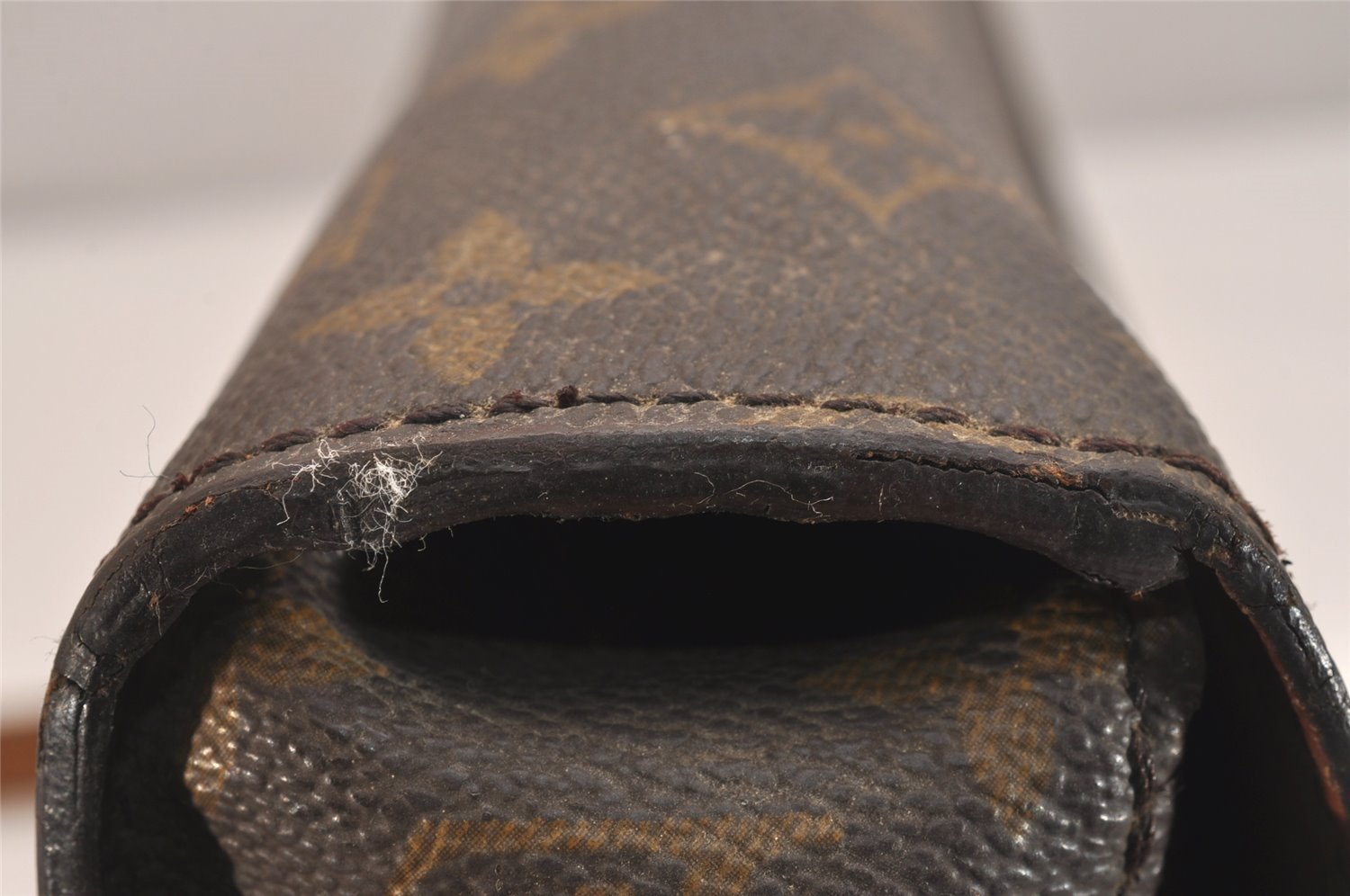 Authentic Louis Vuitton Monogram Saint Cloud GM M51242 Shoulder Cross Bag 4997J