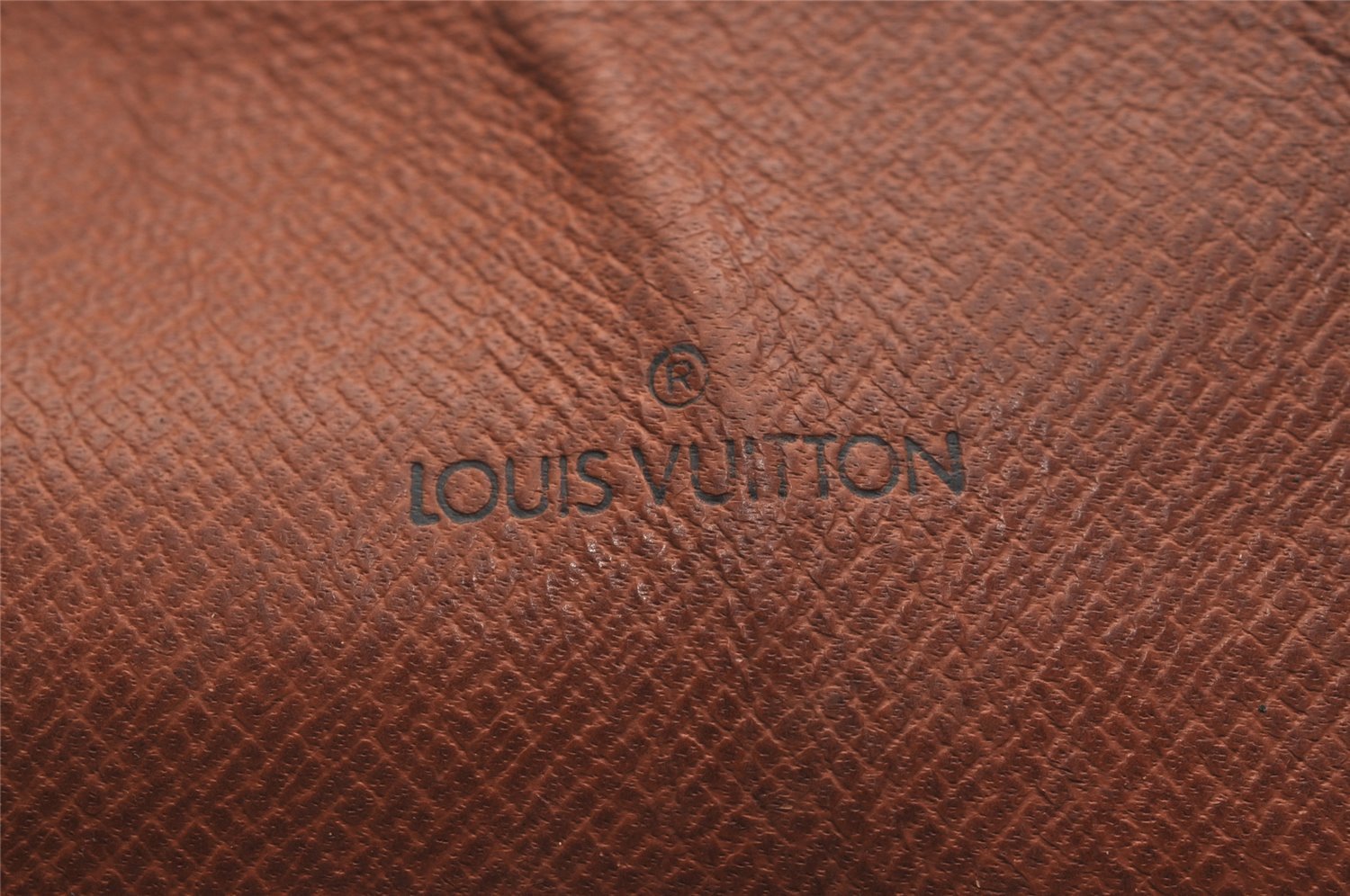 Authentic Louis Vuitton Monogram Saint Cloud GM M51242 Shoulder Cross Bag 4997J