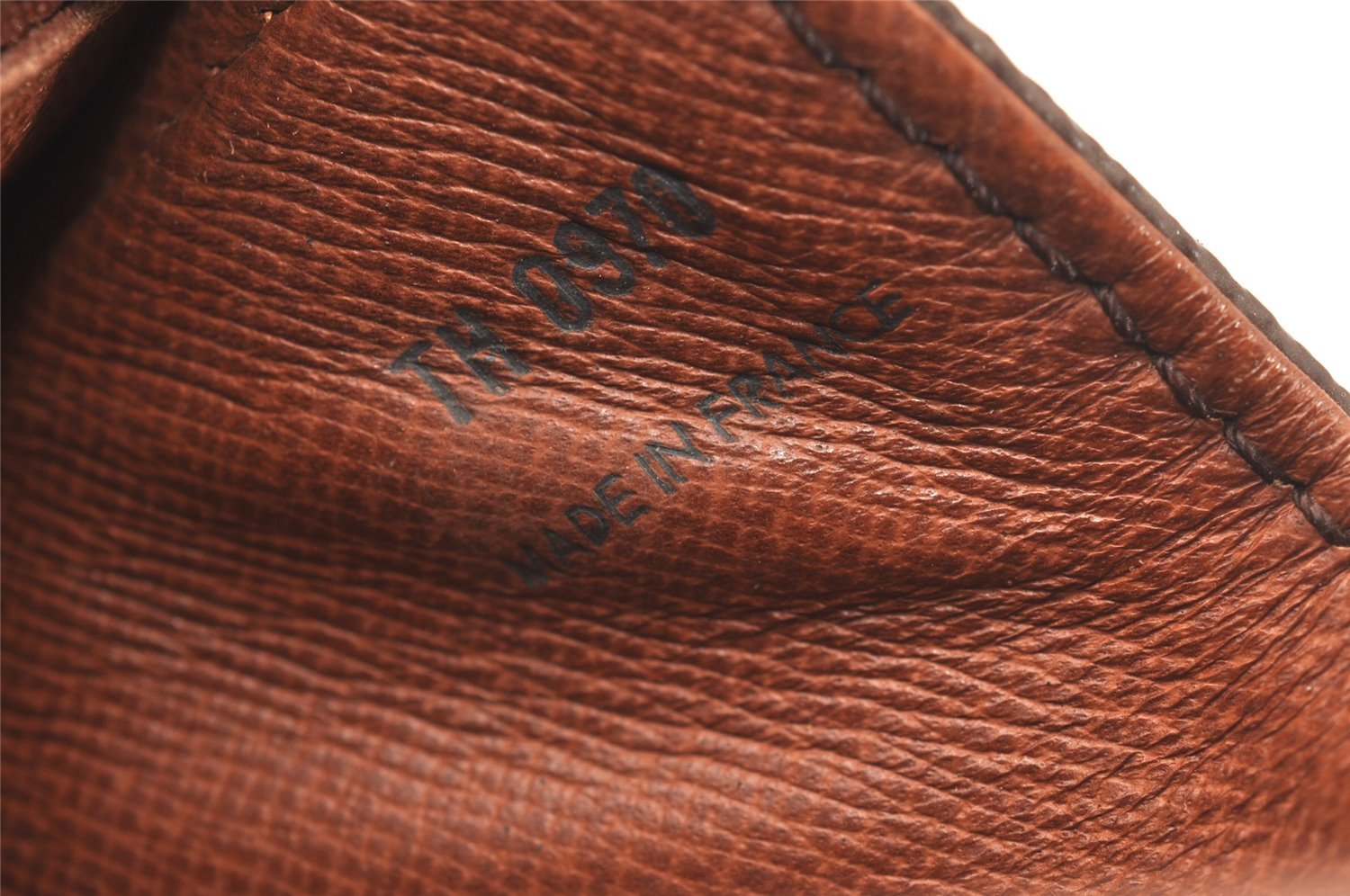 Authentic Louis Vuitton Monogram Saint Cloud GM M51242 Shoulder Cross Bag 4997J