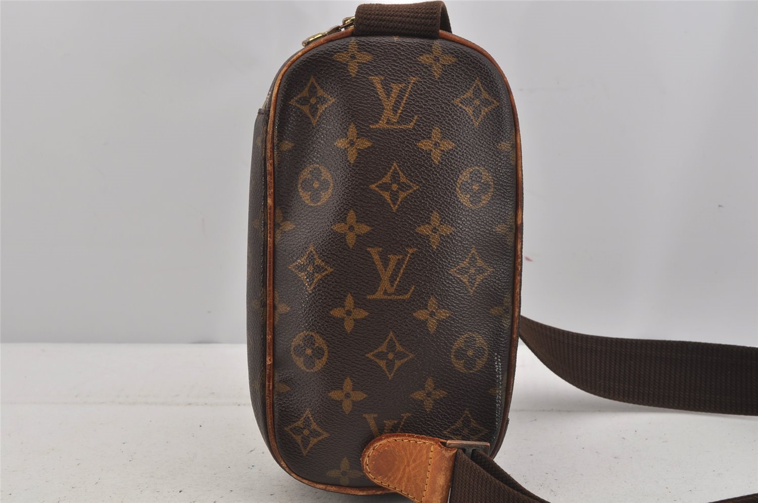 Authentic Louis Vuitton Monogram Pochette Gange Waist Body Bag M51870 LV 4998J