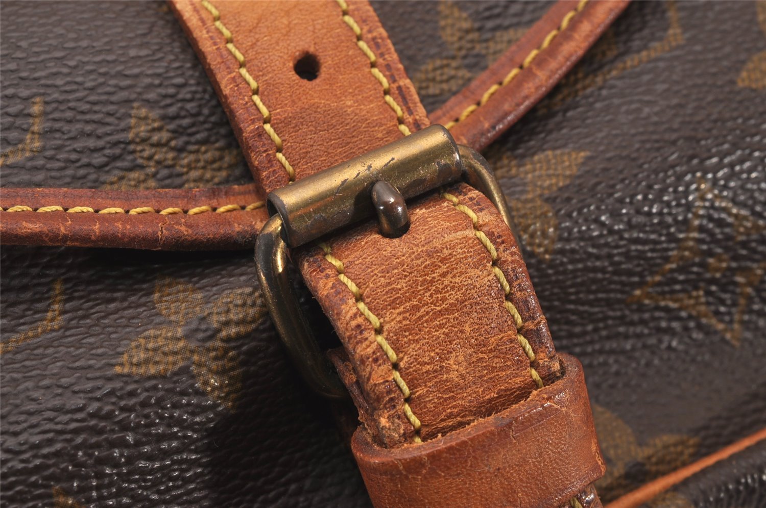 Authentic Louis Vuitton Monogram Saumur 30 Shoulder Cross Bag M42256 LV 4999J