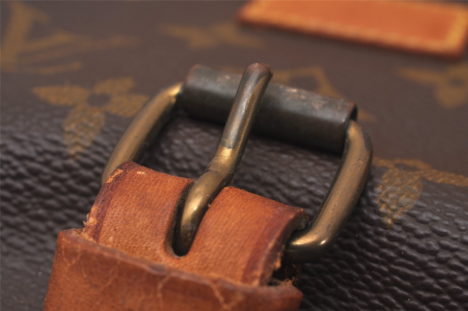 Authentic Louis Vuitton Monogram Saumur 30 Shoulder Cross Bag M42256 LV 4999J