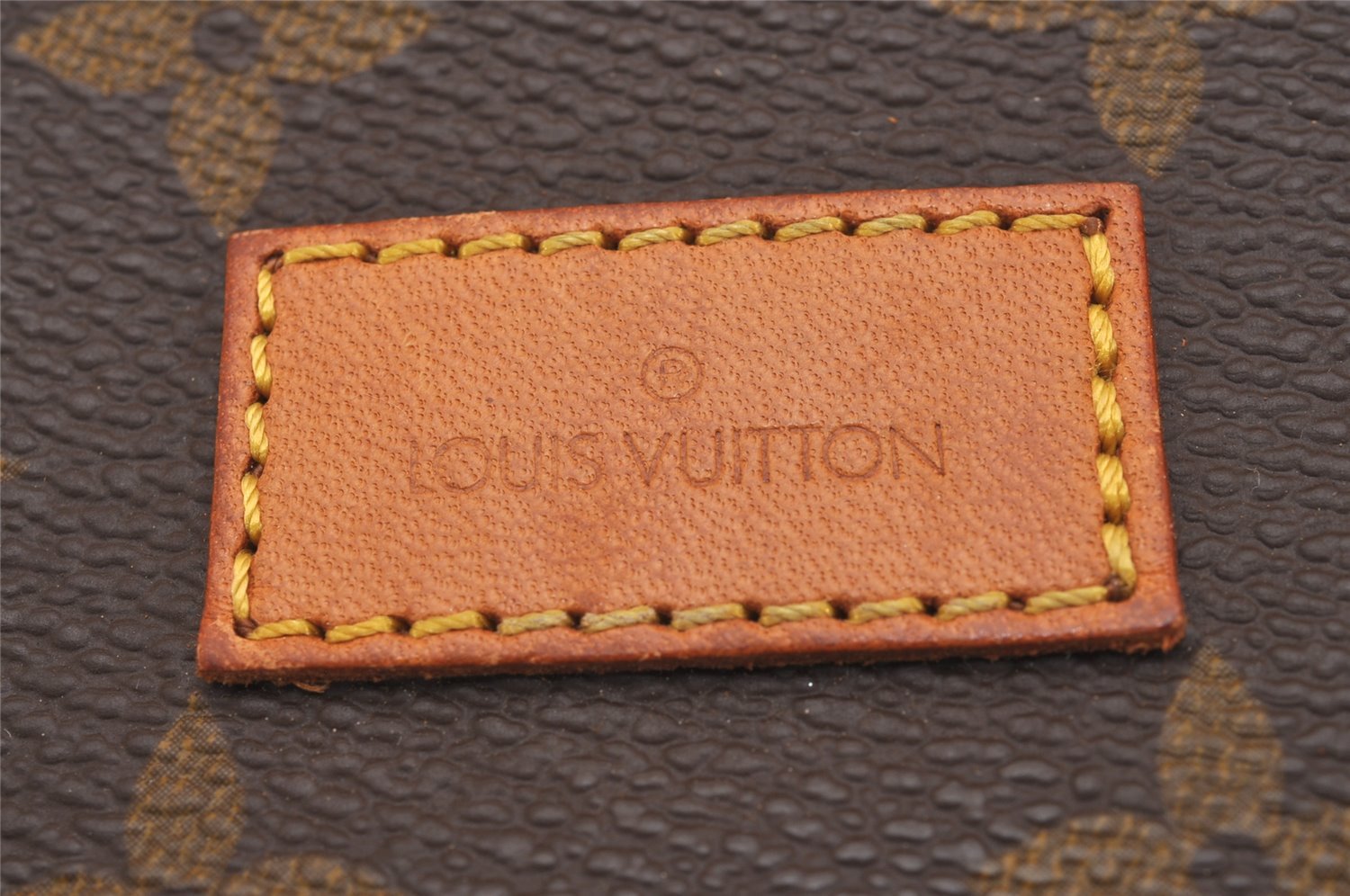 Authentic Louis Vuitton Monogram Saumur 30 Shoulder Cross Bag M42256 LV 4999J