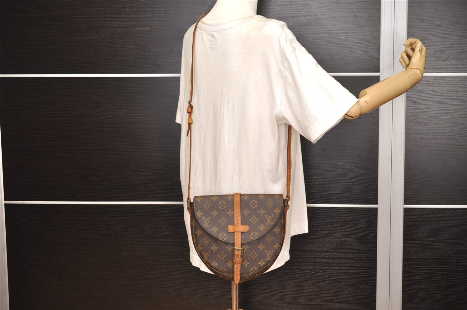 Authentic Louis Vuitton Monogram Chantilly MM Shoulder Cross Bag M51233 LV 5000J