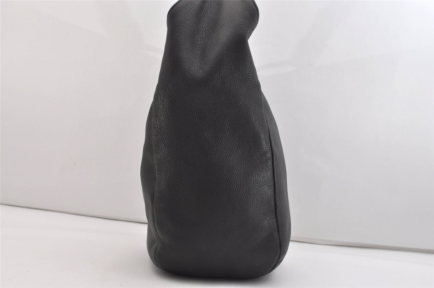 Authentic GUCCI Vintage Shoulder Hand Bag Leather 257050 Black 5002J