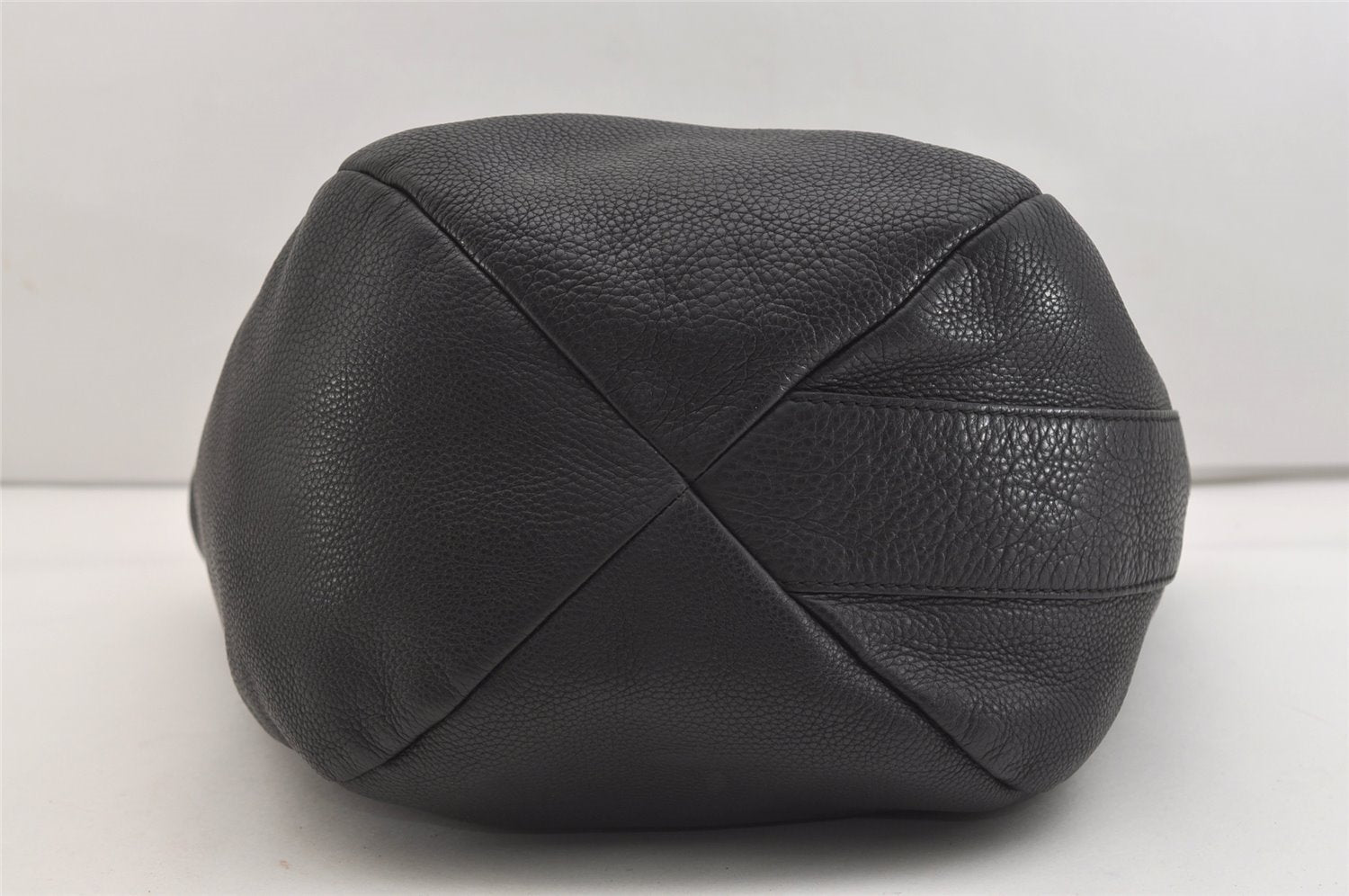 Authentic GUCCI Vintage Shoulder Hand Bag Leather 257050 Black 5002J