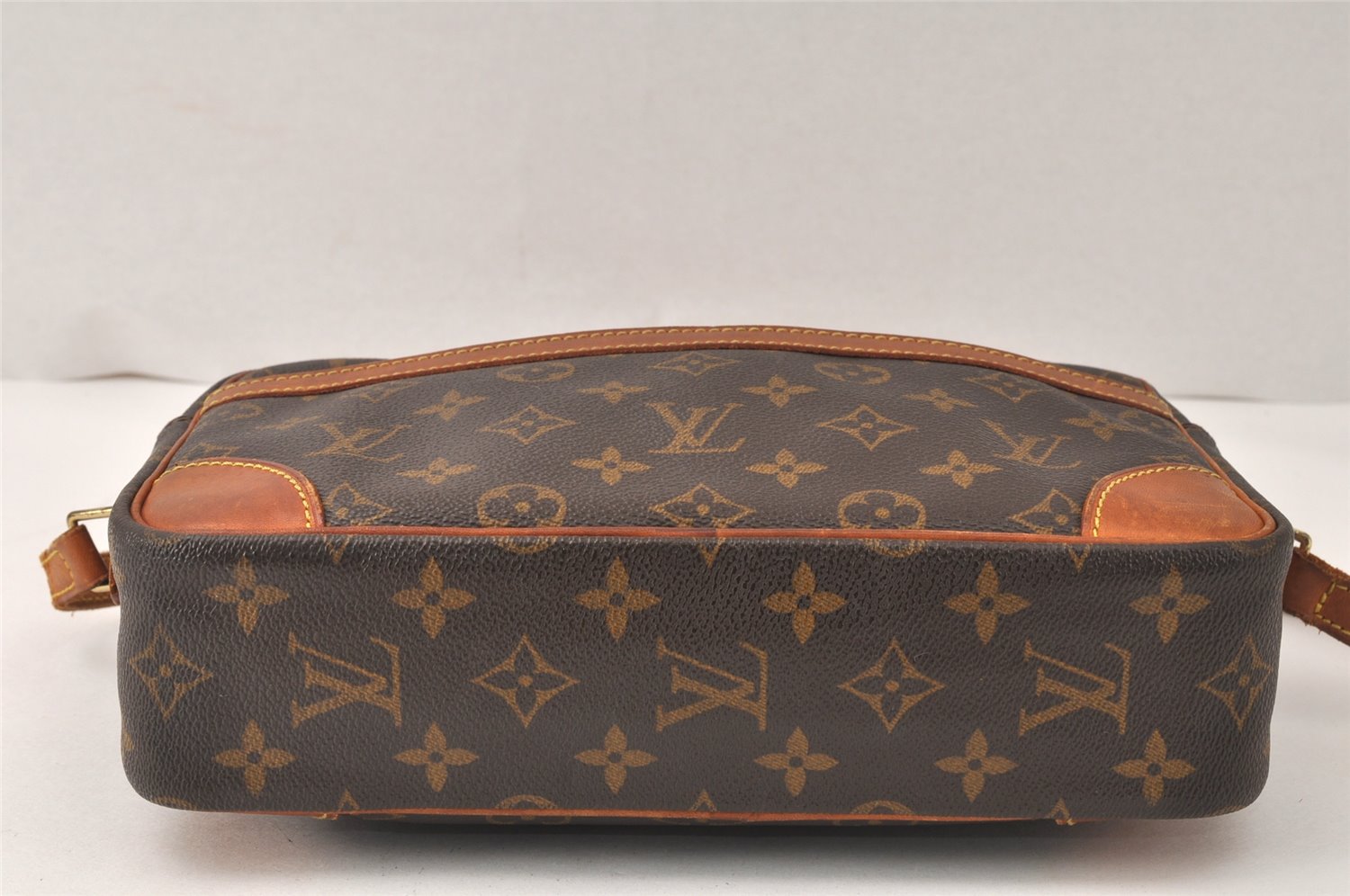 Authentic Louis Vuitton Monogram Trocadero 27 Shoulder Cross Bag M51274 LV 5005K