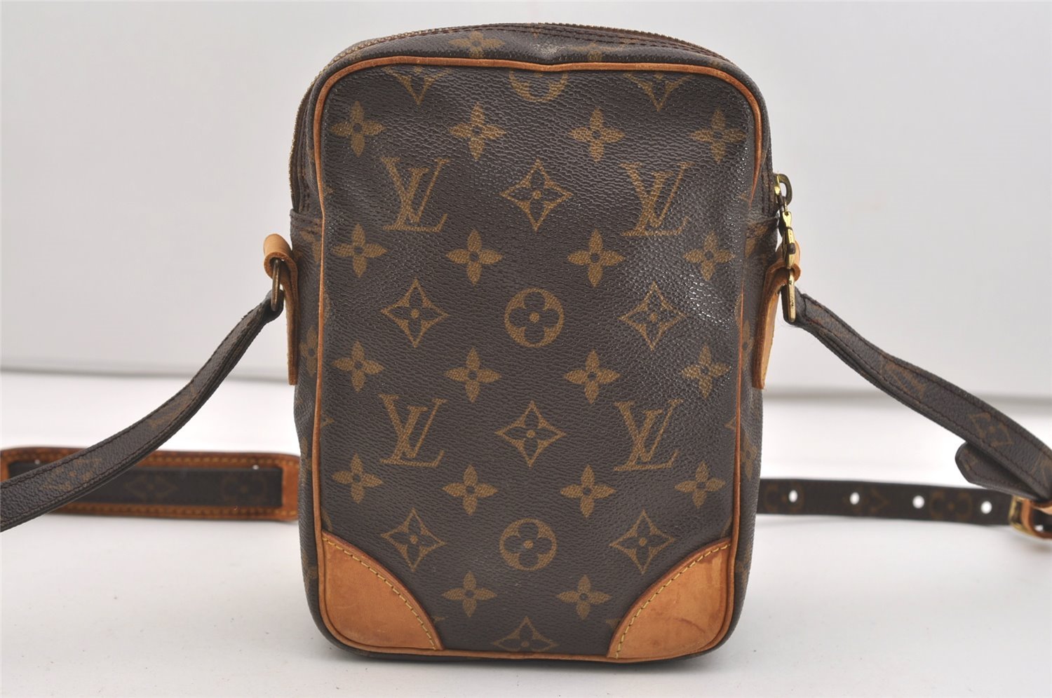 Authentic Louis Vuitton Monogram Amazone Shoulder Cross Body Bag M45236 LV 5009J