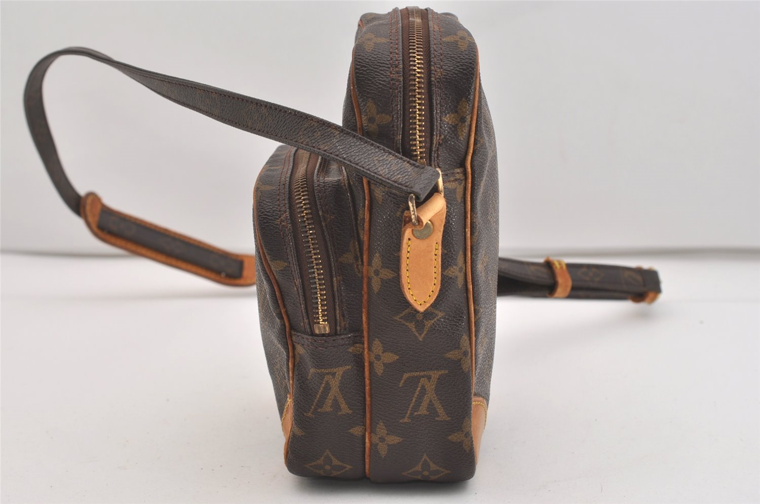 Authentic Louis Vuitton Monogram Amazone Shoulder Cross Body Bag M45236 LV 5009J