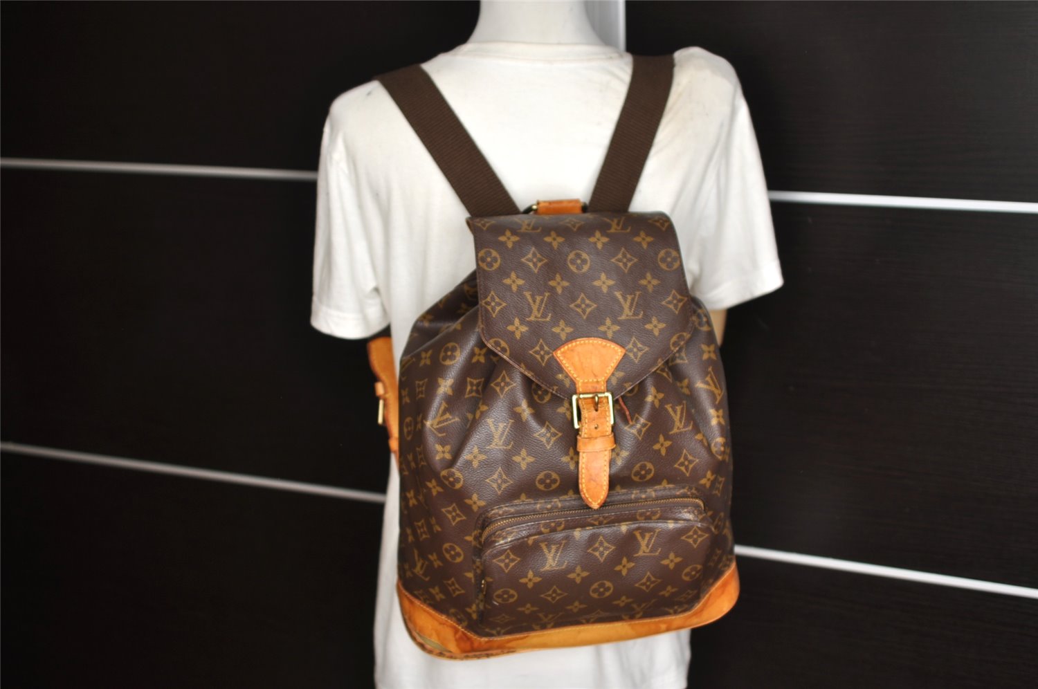 Authentic Louis Vuitton Monogram Montsouris GM Backpack M51135 LV 5009K