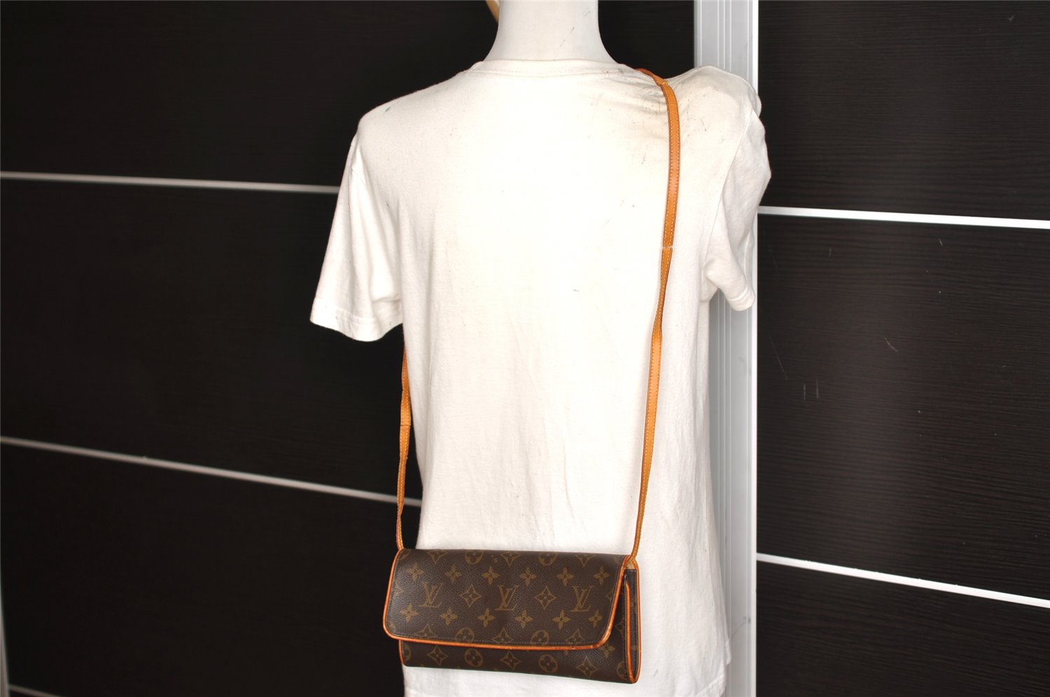 Authentic Louis Vuitton Monogram Pochette Twin GM Shoulder Bag M51852 LV 5010K