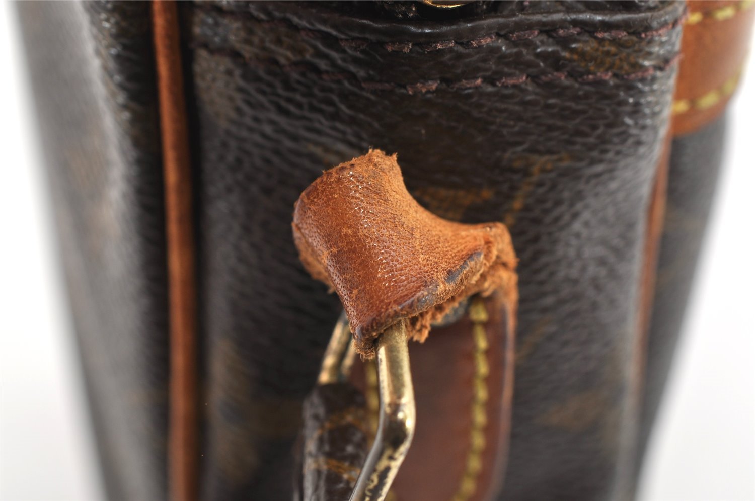 Authentic Louis Vuitton Monogram Danube Shoulder Cross Bag M45266 Junk 5011K