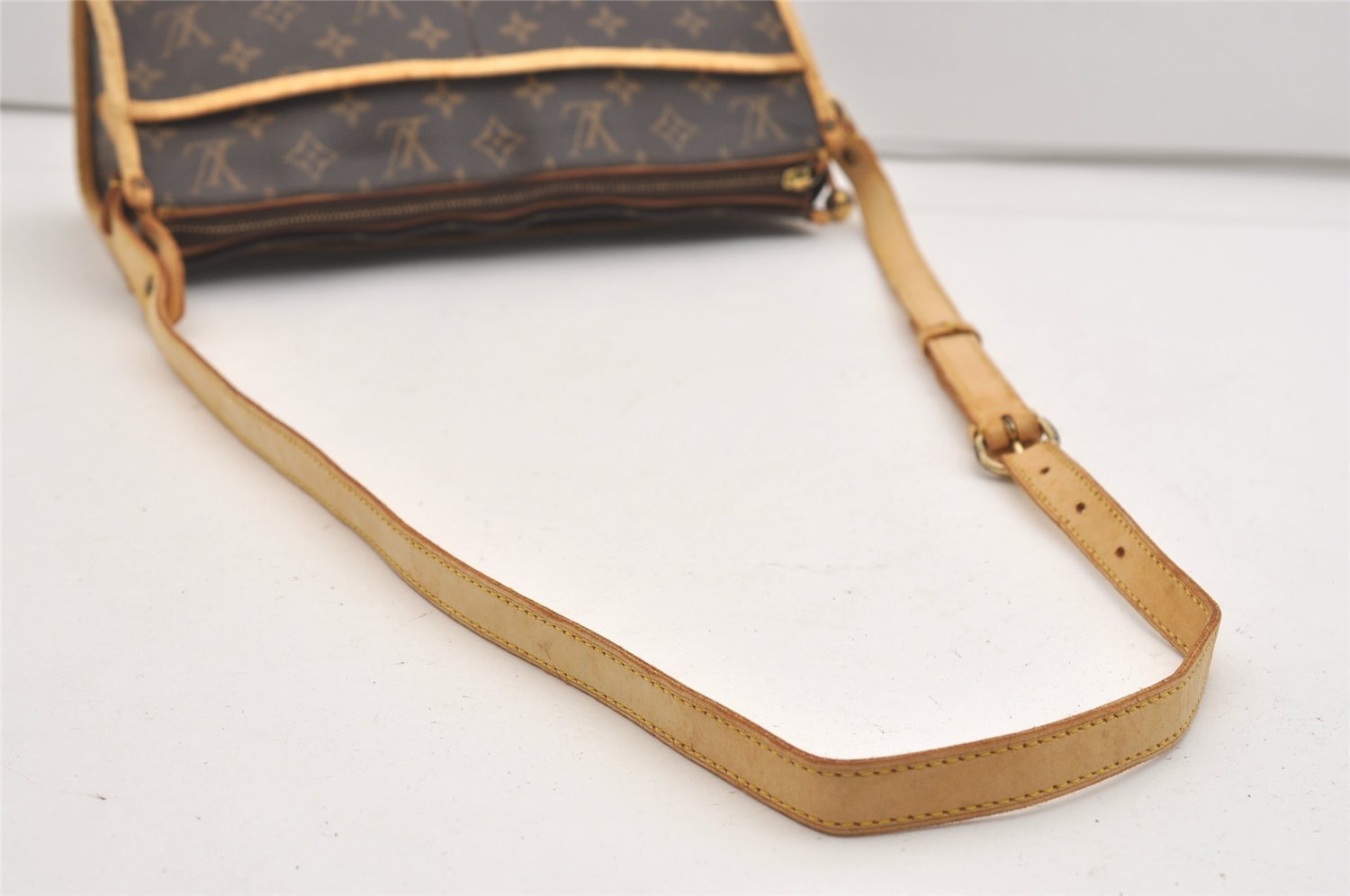 Authentic Louis Vuitton Monogram Popincourt Hand Bag M40009 LV 5012J