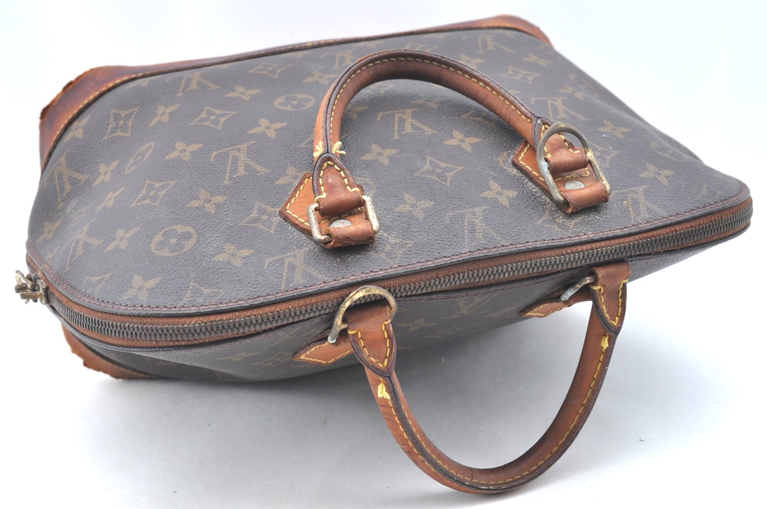 Authentic Louis Vuitton Monogram Alma Hand Bag Purse M51130 LV 5014I