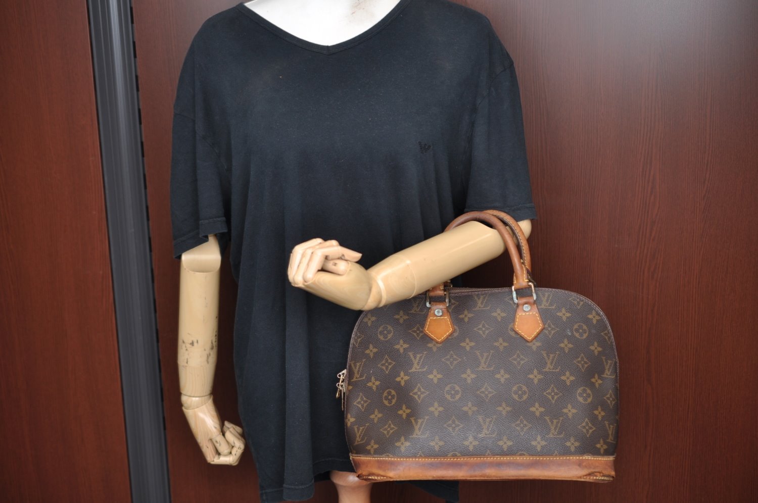 Authentic Louis Vuitton Monogram Alma Hand Bag Purse M51130 LV 5014I