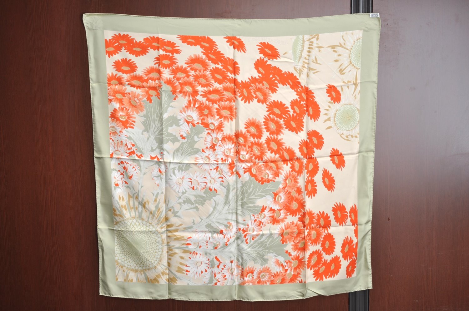 Authentic HERMES Carre 90 Scarf 