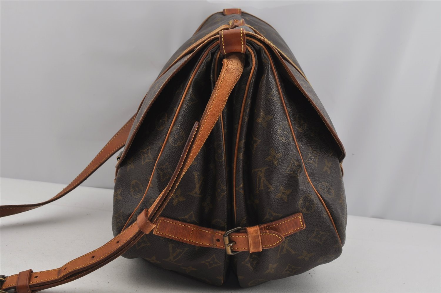 Authentic Louis Vuitton Monogram Saumur 35 Shoulder Cross Bag M42254 LV 5017J