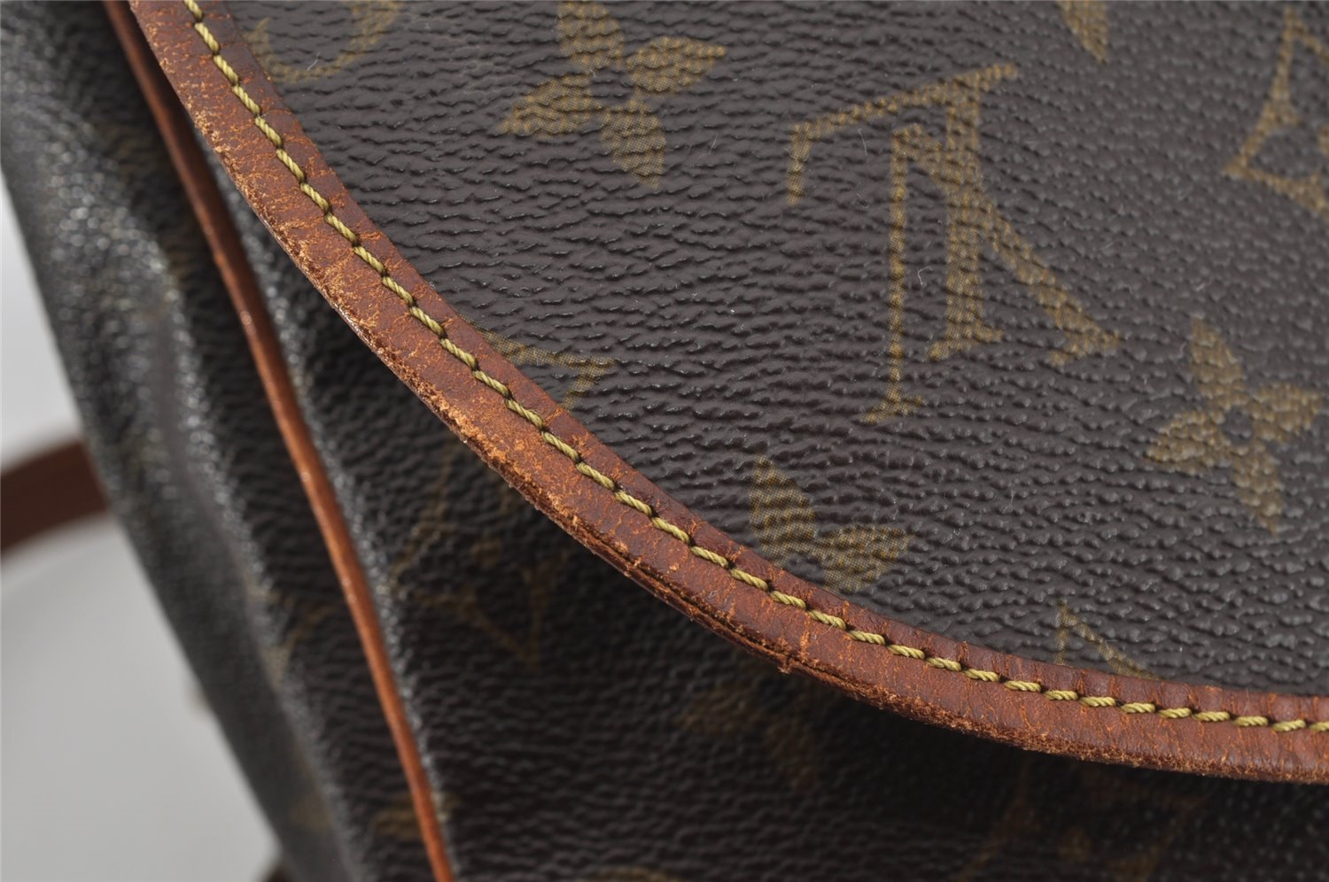 Authentic Louis Vuitton Monogram Saumur 35 Shoulder Cross Bag M42254 LV 5017J