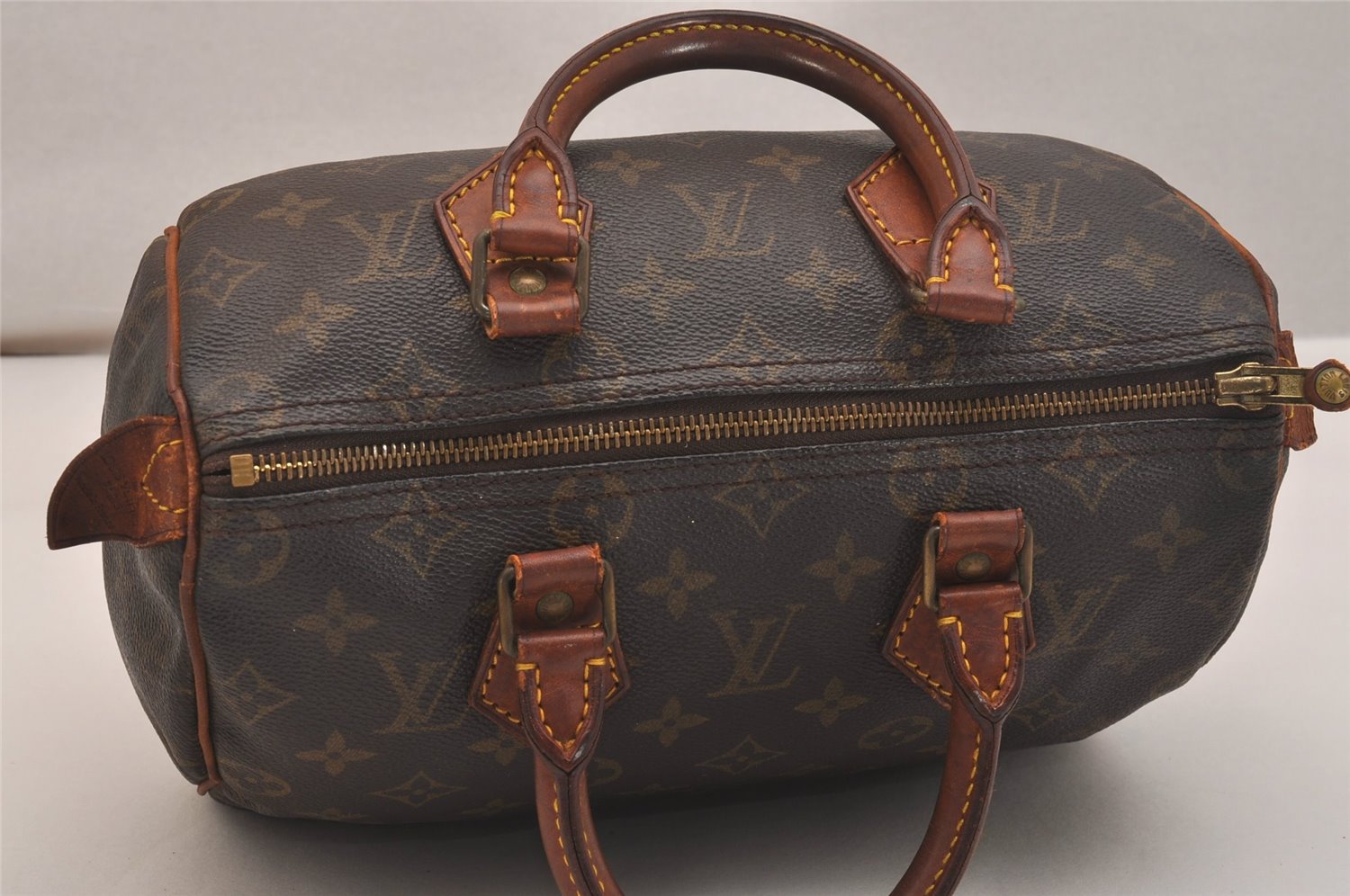 Authentic Louis Vuitton Monogram Speedy 25 Boston Hand Bag M41528 LV 5018J