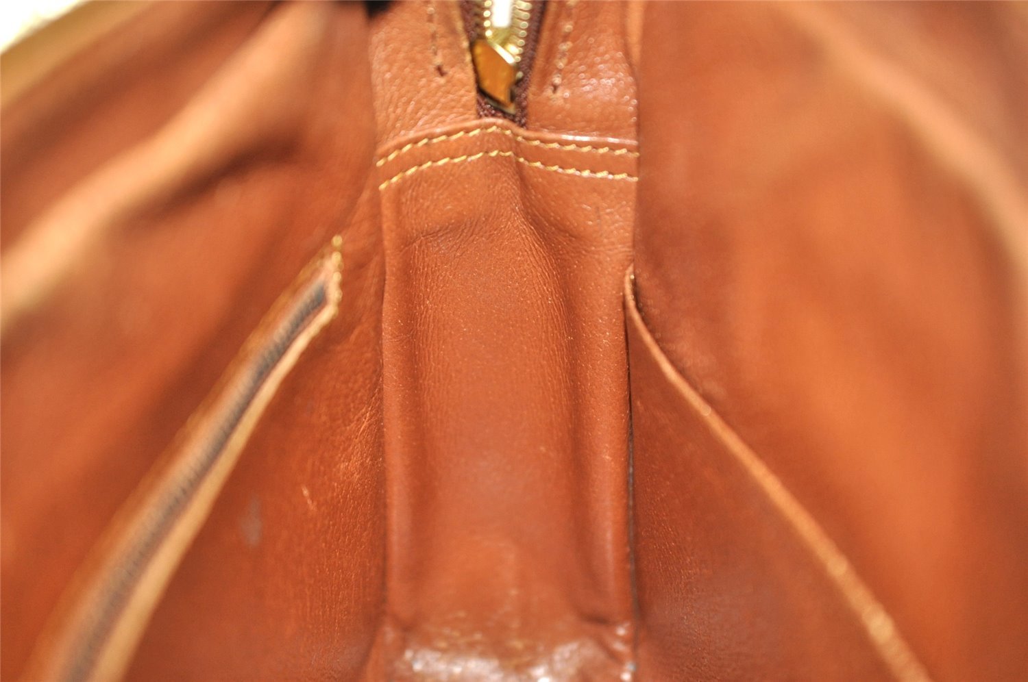 Authentic Louis Vuitton Monogram Sac Bandouliere 30 Shoulder Bag Old Model 5020I