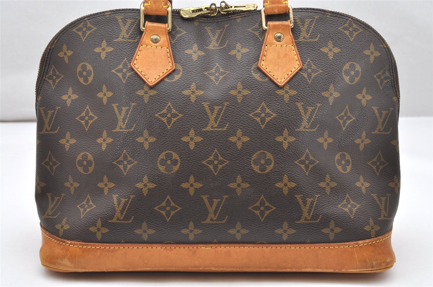 Authentic Louis Vuitton Monogram Alma Hand Bag Purse M51130 LV 5022K