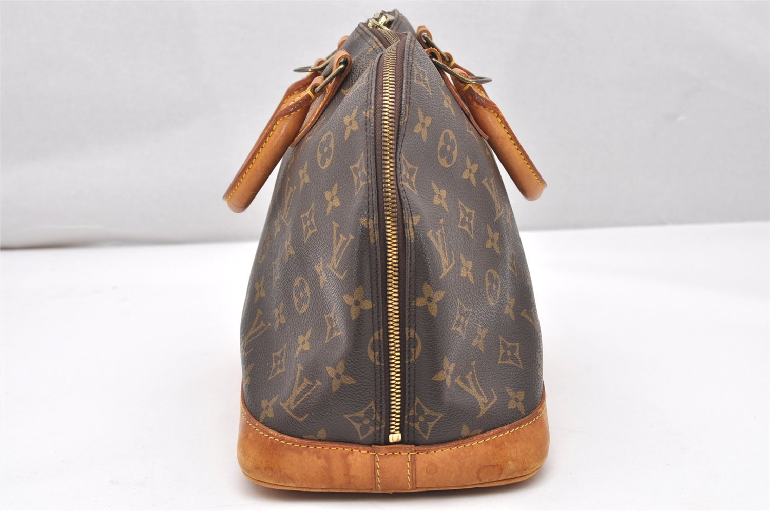 Authentic Louis Vuitton Monogram Alma Hand Bag Purse M51130 LV 5022K
