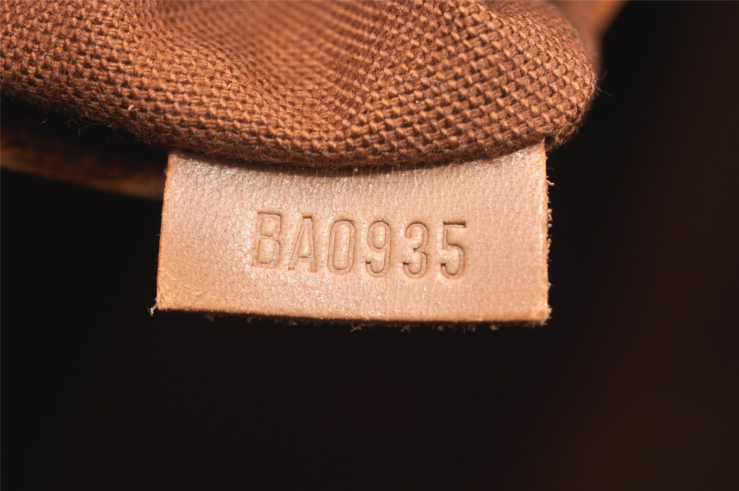 Authentic Louis Vuitton Monogram Alma Hand Bag Purse M51130 LV 5022K