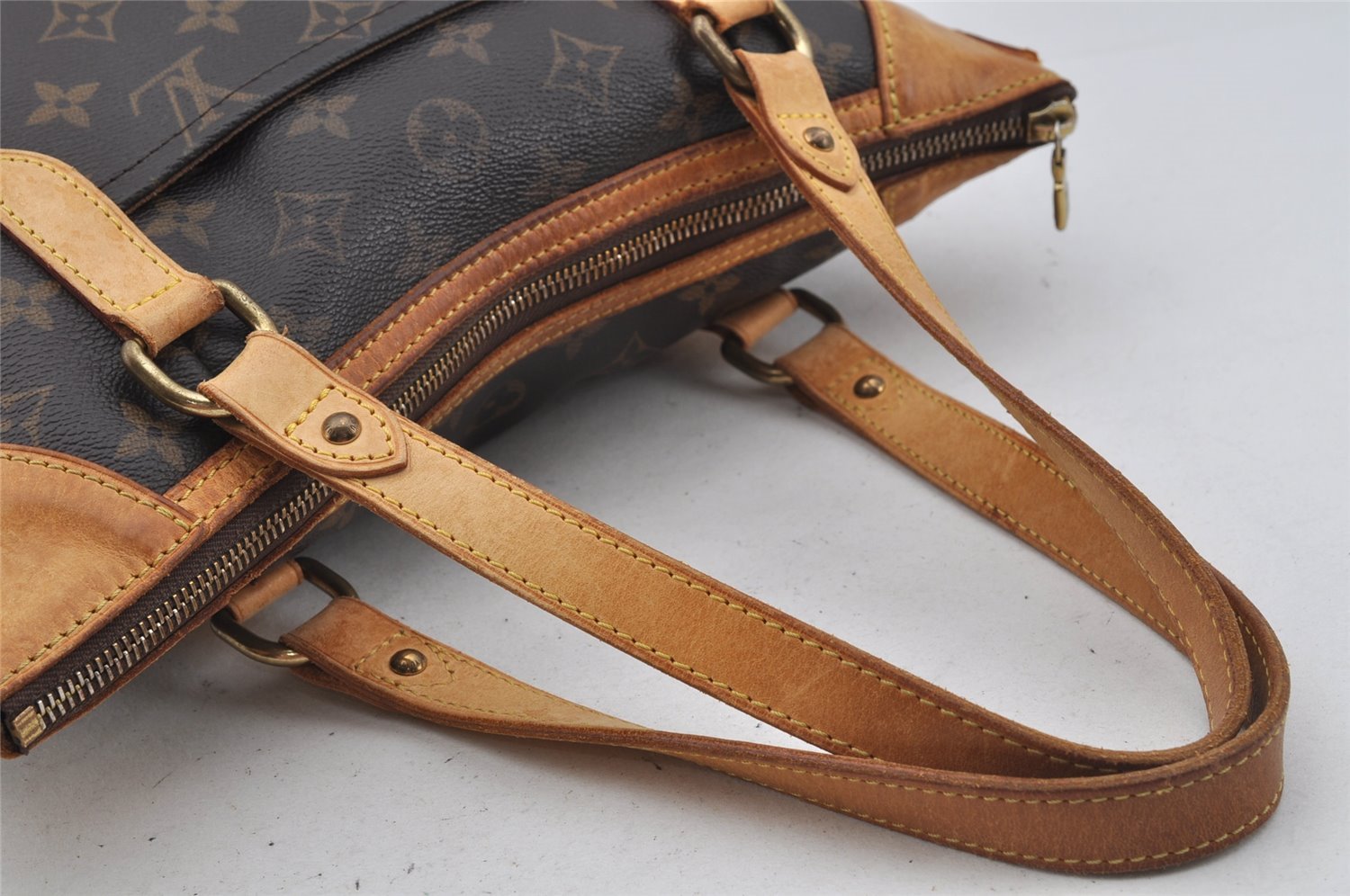 Authentic Louis Vuitton Monogram Odeon GM 2Way Shoulder Hand Bag M56388 LV 5028J