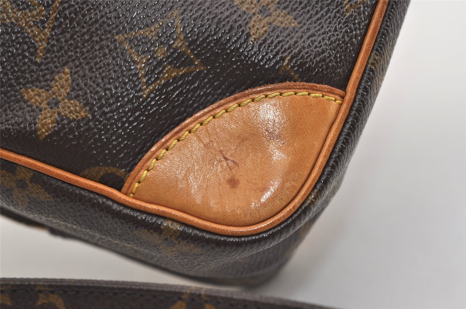 Authentic Louis Vuitton Monogram Amazone Shoulder Cross Body Bag M45236 LV 5029J